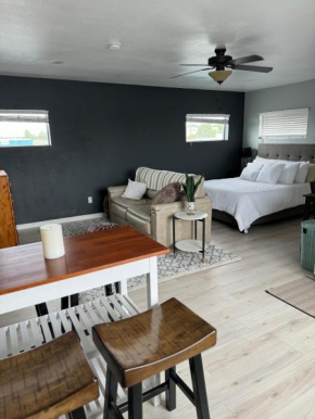 Moon River Park Room